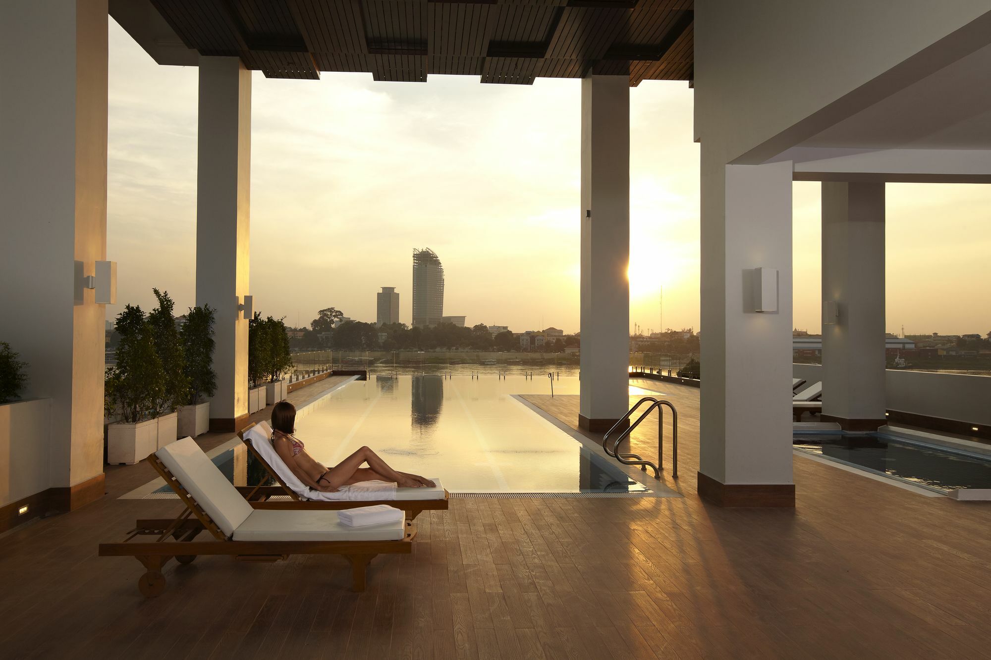 Bellevue Serviced Apartments Phnom Penh Dış mekan fotoğraf